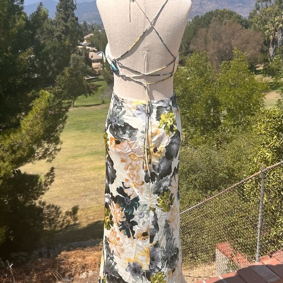 NWOT Petal & Pup Lace Up Floral Dress - Yellow and Green - Picture 3 of 9